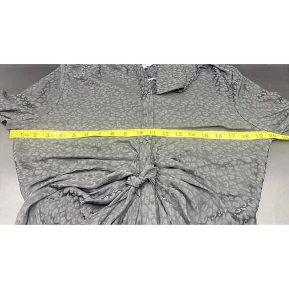 Steve Madden CURIOUS SILKY BLACK Animal Print Tie Front Shirt Dress Sz M NEW - Picture 10 of 10